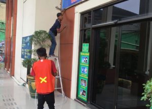 Proses Penarikan Kabel Outdoor CCTV